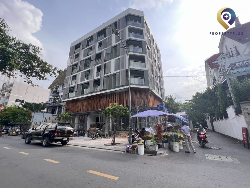 Toà nhà 81 Quốc Hương